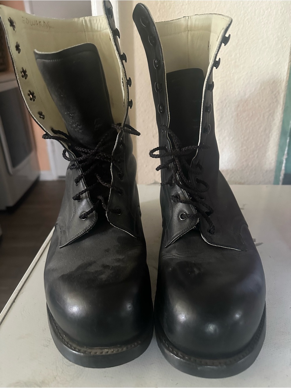 Source Unknown Black Lace-Up Men's Work Boots